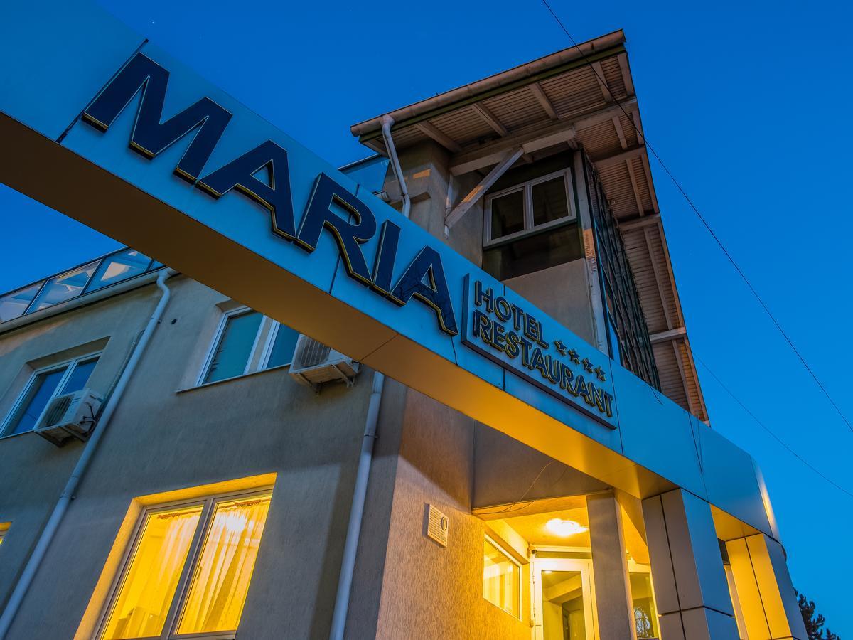 Hotel Maria Rădăuţi Buitenkant foto